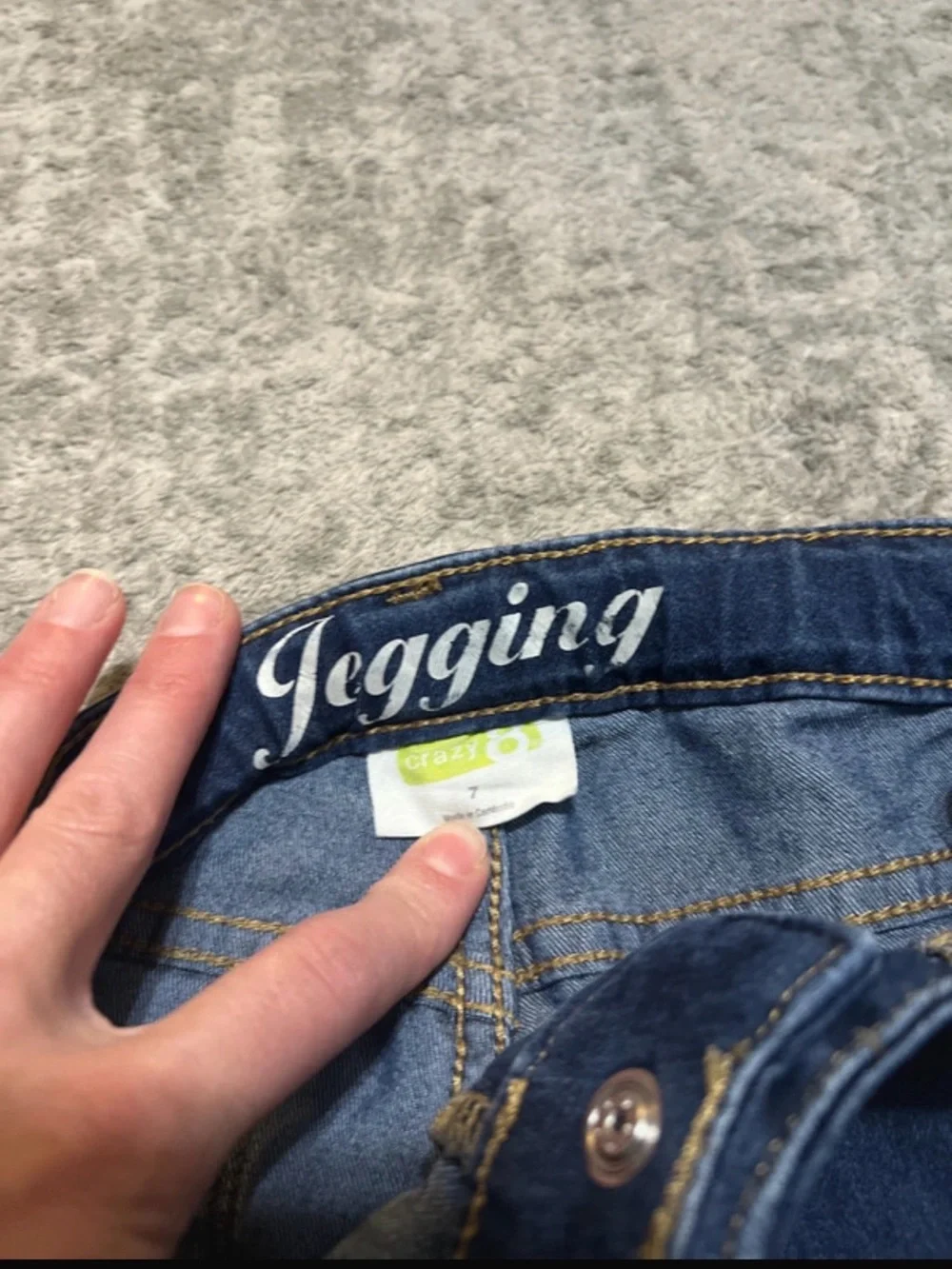 🔥4/20! 2 pair of girls skinny jeans/jeggings. Size 7.